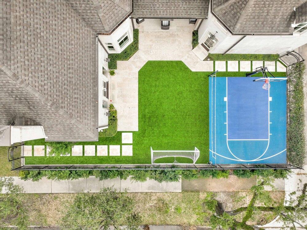 Orion-Turf-And-Landscape_Houston-Artificial-Grass_Auden-St-2031-Bolsover-St_2