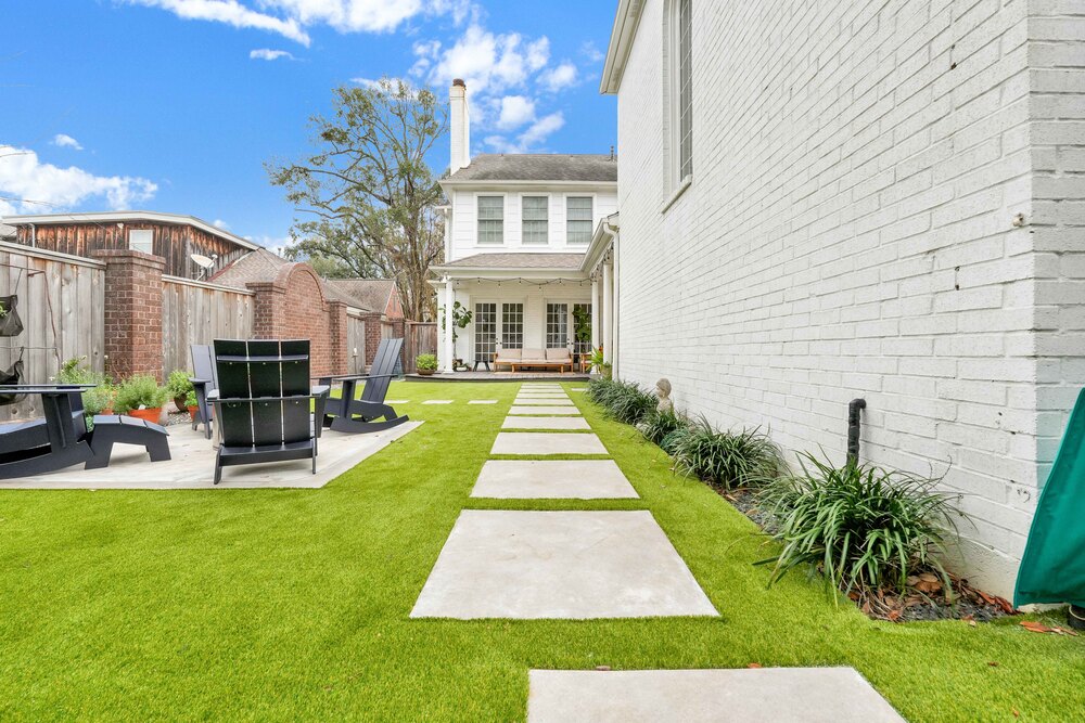 Orion-Turf-And-Landscape_Houston-Artificial-Grass_Auden-St-2031-Bolsover-St_8