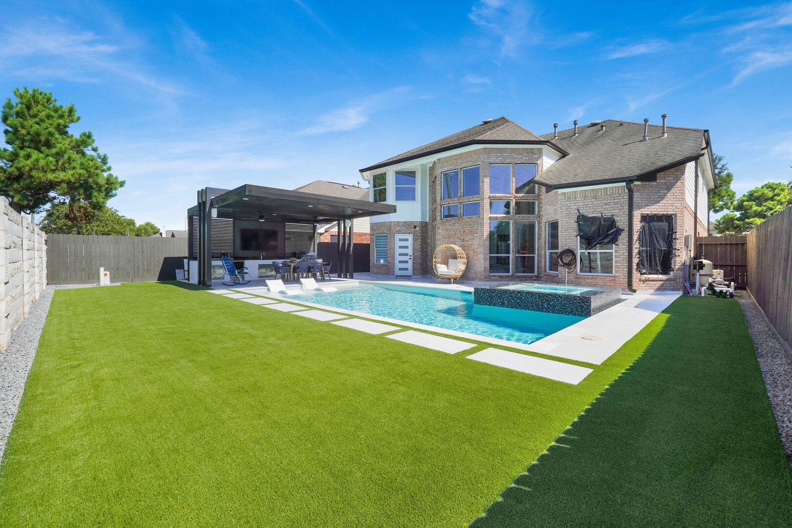 Orion-Turf-And-Landscape_Houston-Artificial-Grass_Houston-Landscape-110