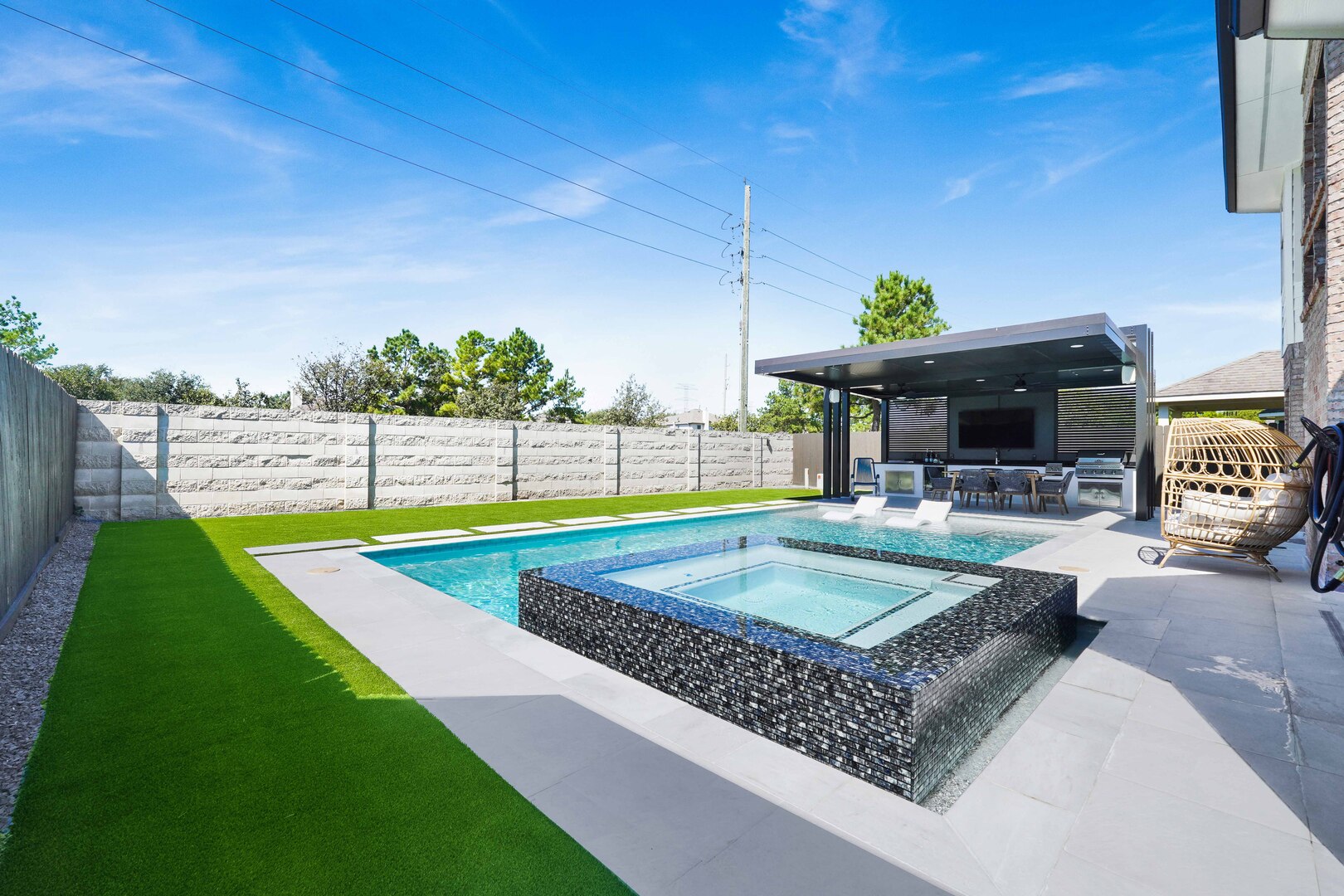 Orion-Turf-And-Landscape_Houston-Artificial-Grass_Houston-Landscape-112