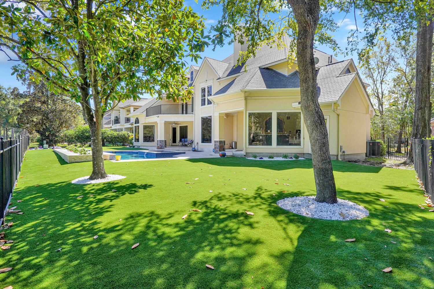 Orion-Turf-And-Landscape_Houston-Artificial-Grass_Houston-Landscape-136