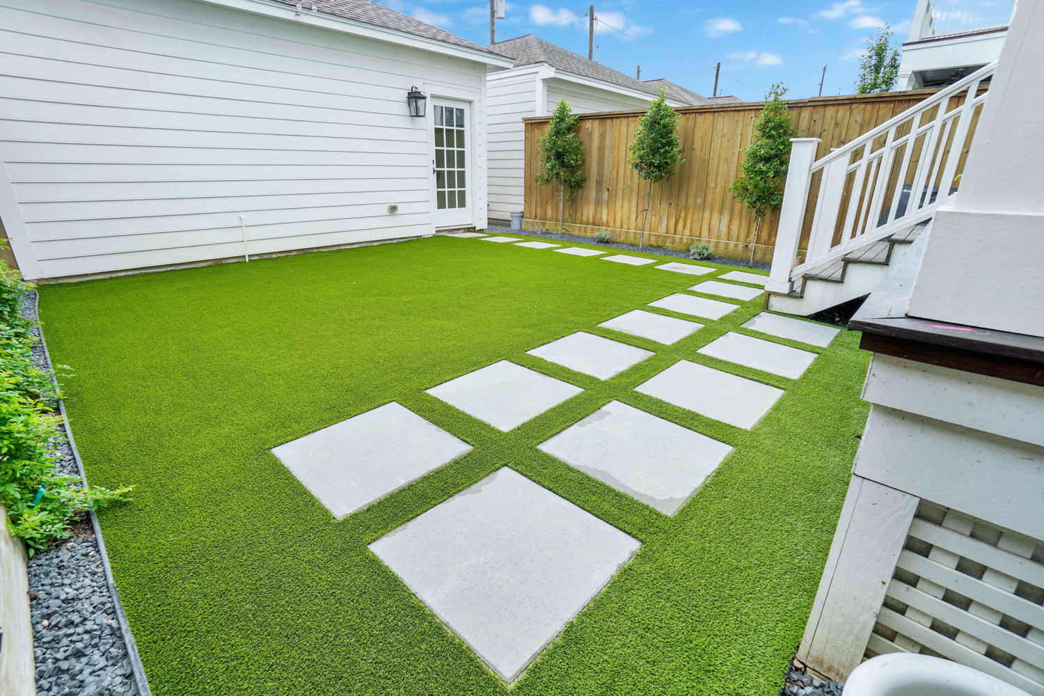 Orion-Turf-And-Landscape_Houston-Artificial-Grass_Houston-Landscape-37