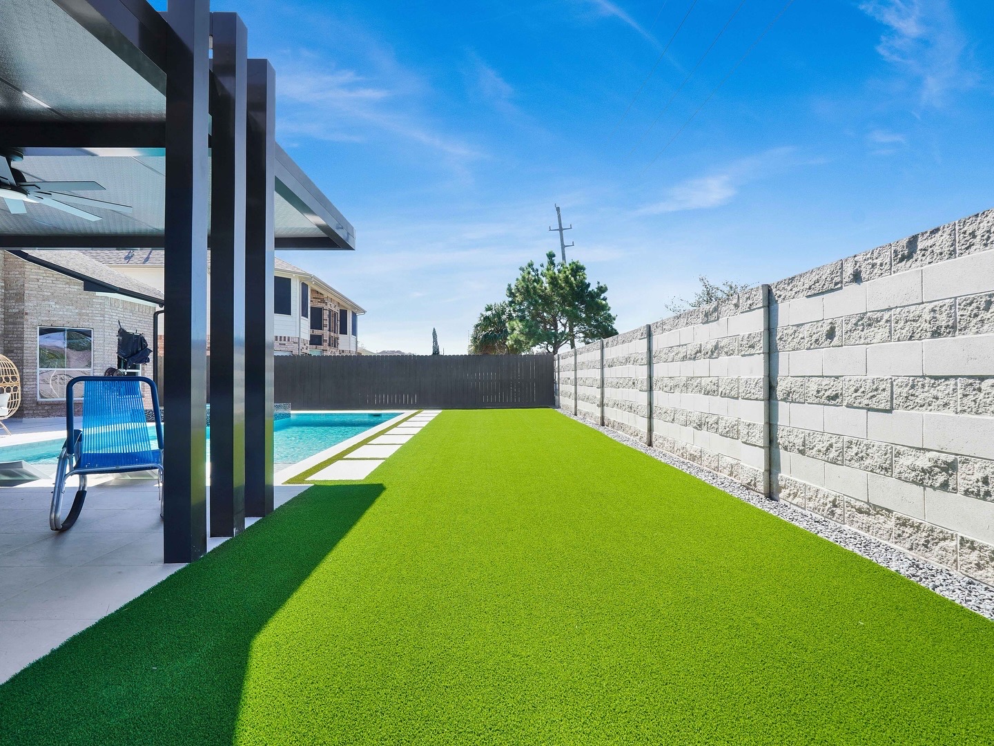 Houston Pet Friendly Grass Installation - Orion turf & Landscape Blog