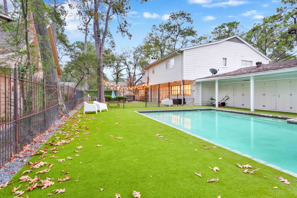 Orion-Turf-And-Landscape_twin-Circle-artificial-grass-3