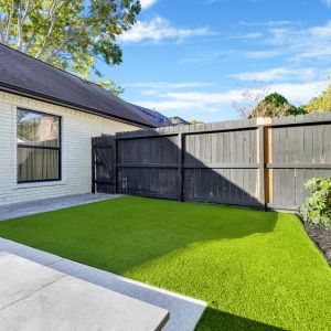 Artficial-turf--landscape-100047