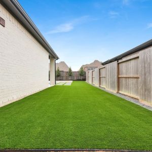 Artficial-turf--landscape-100009