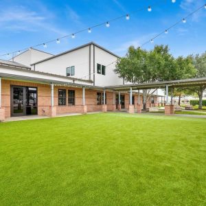 Artficial-turf--landscape-100035