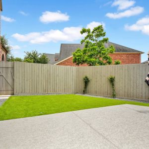 Artficial-turf--landscape-100008